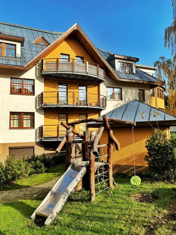 Apartman Modra Hvezda โรกีนีซ นัด ยีเซอโร ภายนอก รูปภาพ