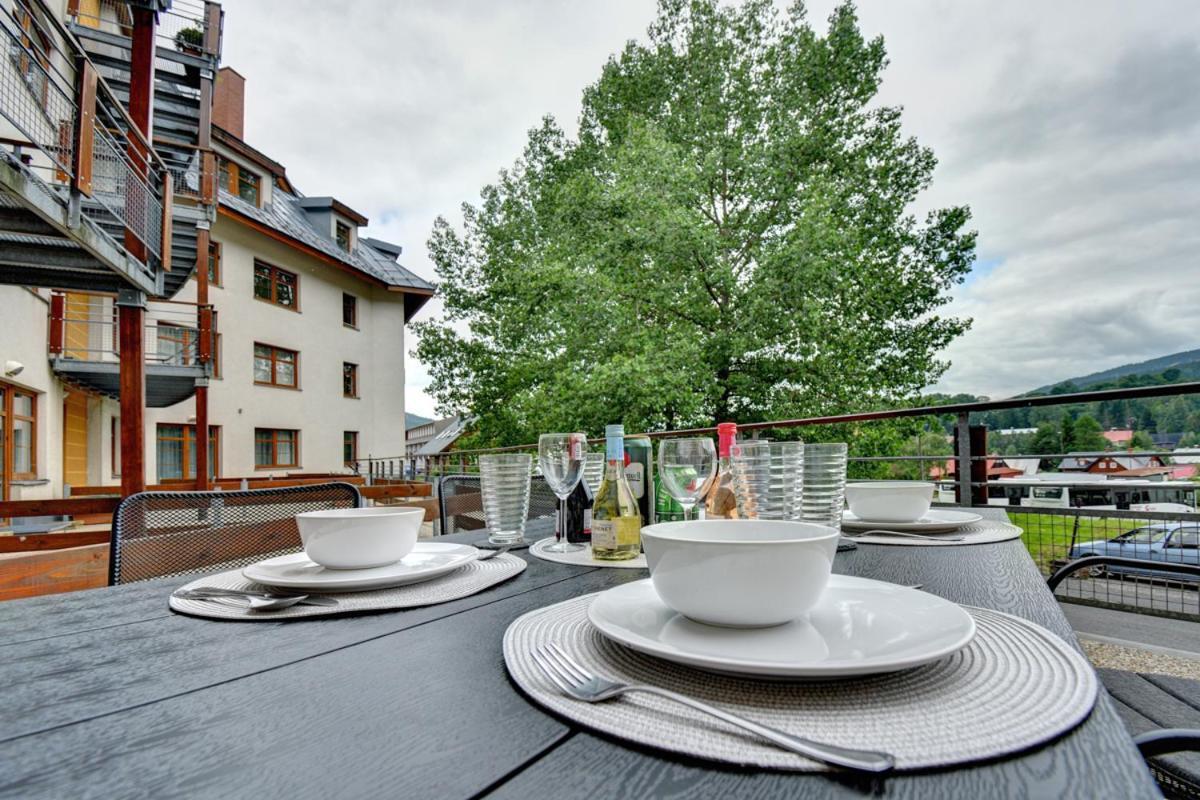 Apartman Modra Hvezda โรกีนีซ นัด ยีเซอโร ภายนอก รูปภาพ