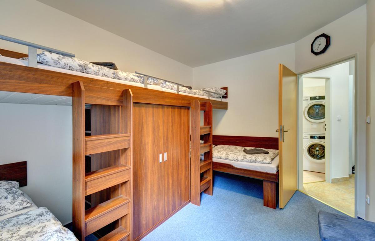 Apartman Modra Hvezda โรกีนีซ นัด ยีเซอโร ภายนอก รูปภาพ