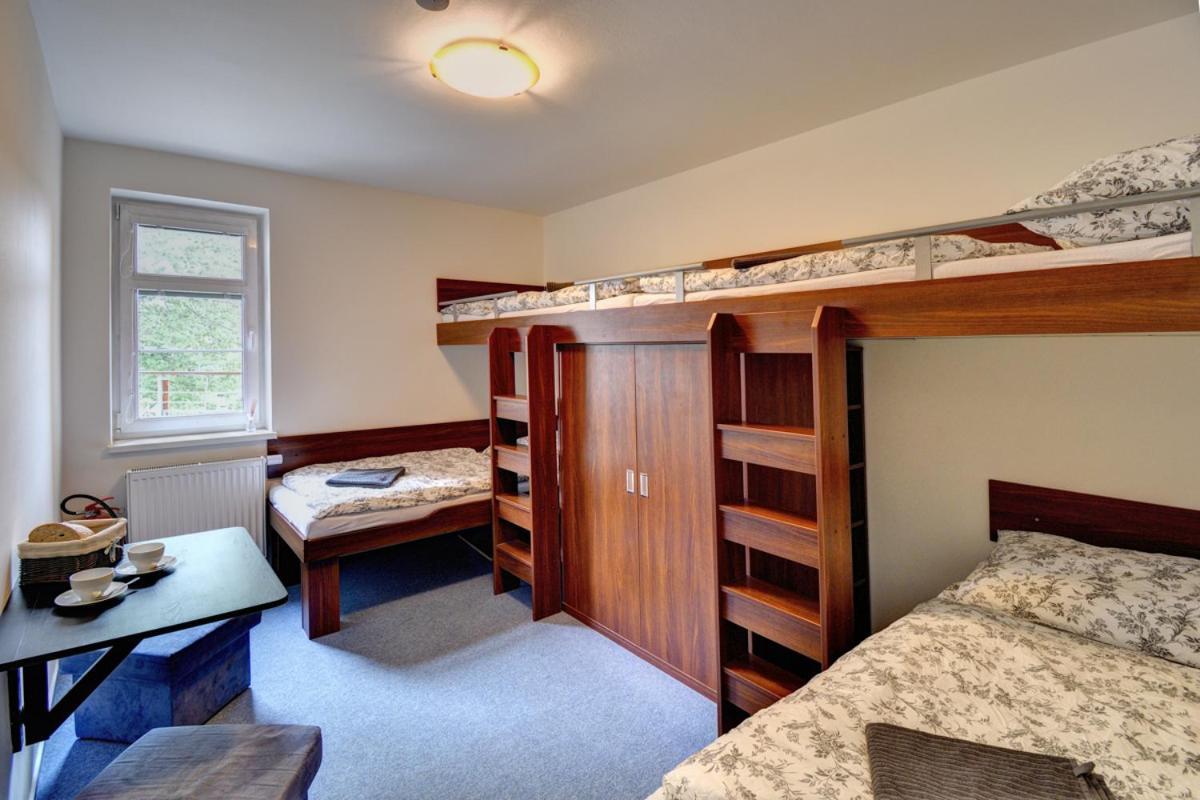Apartman Modra Hvezda โรกีนีซ นัด ยีเซอโร ภายนอก รูปภาพ
